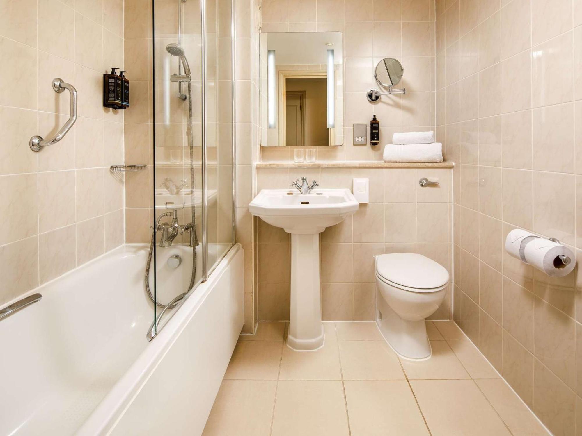 Mercure London Staines-Upon-Thames * London